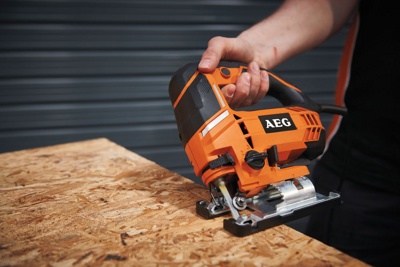 AEG STEP 100 X, Лобзик, 700  Вт, маятник ход, кейс, набор пилок, арт 24274 фото-2