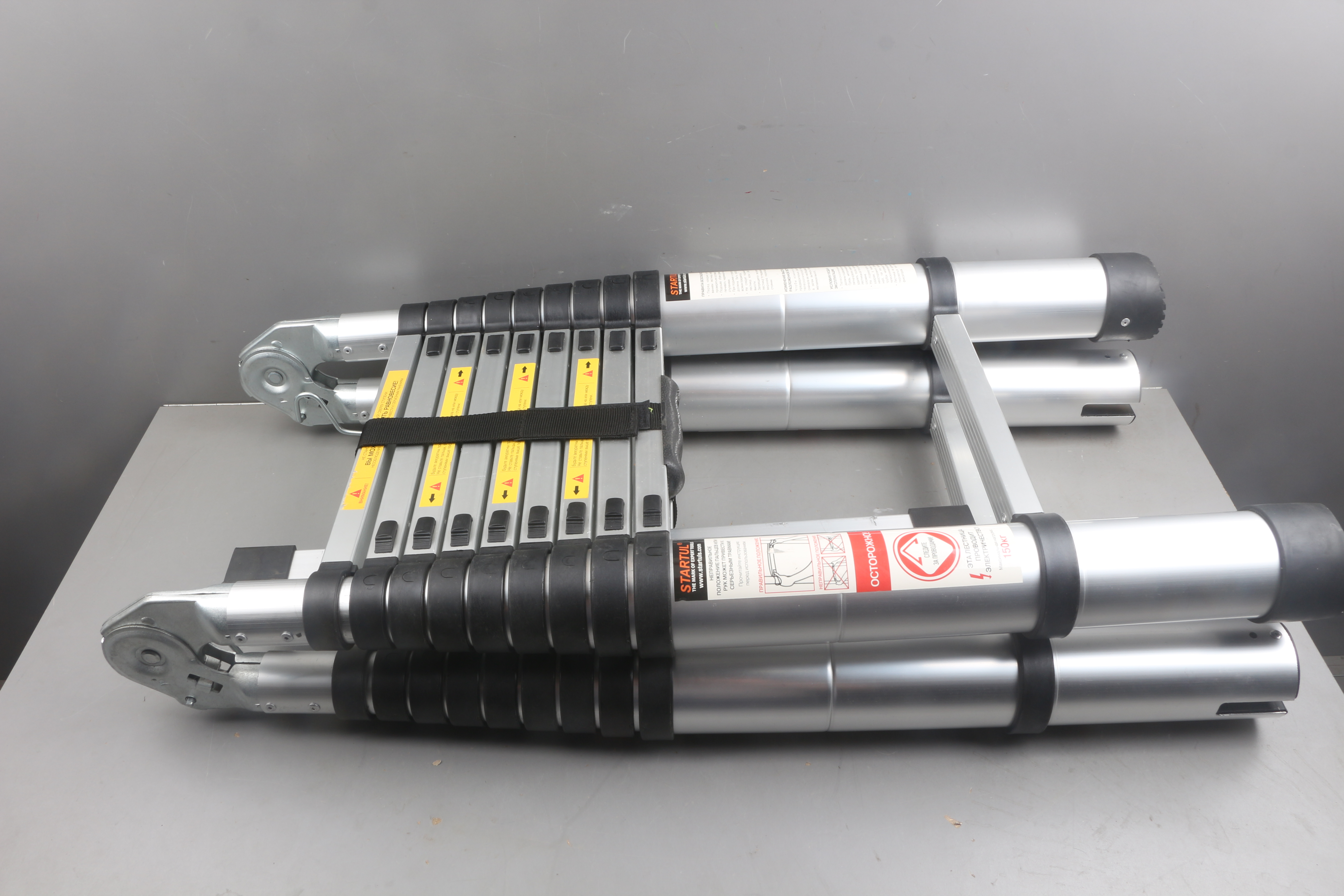 Лестница телескопическая 2-х секц. алюм. 295/620см, 2х10 ступ. 22,5кг STARTUL (ST9733-062) уцененн Лестница телескопическая 2-х секц. алюм. 295/620см, 2х10 ступ. 22,5кг STARTUL (ST9733-062) уцененн