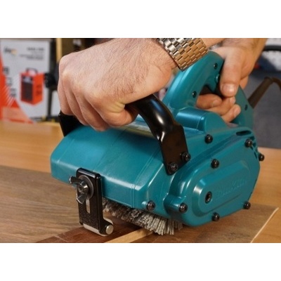 Makita 9741, щеточная  шлифмашина, 860 вт, 100 х 120, 4,2 кг фото-2